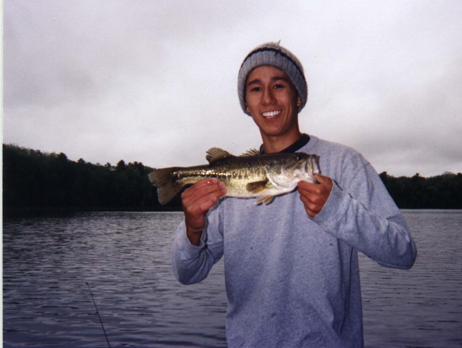 mikeavecfish.jpg